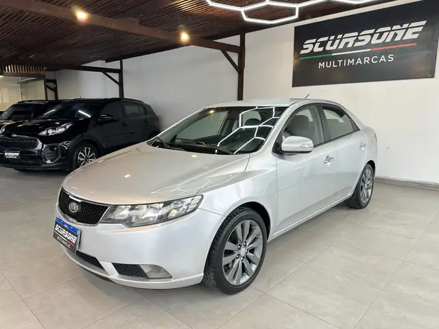 Carro Kia Cerato 2011 1.6 16V