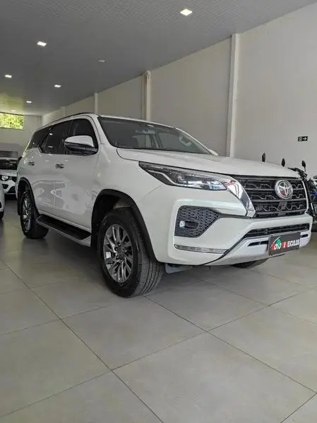 Carro Toyota Hilux Cabine Dupla 2021 SRX 2.8 TDI CD 4x4 (Aut)