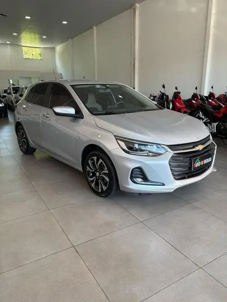 Carro Chevrolet Onix 2023 1.0