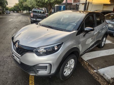 Captur Life 1.6 16v SCe CVT (Flex)