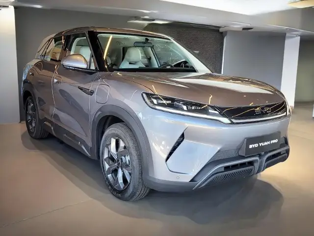 Carro BYD Yuan Pro 2025 Pro