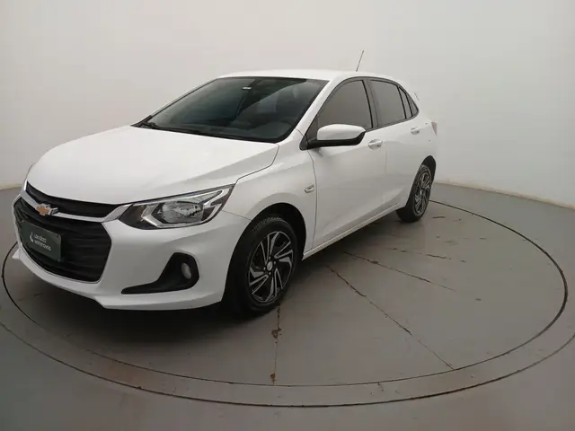 Carro Chevrolet Onix Plus 2024 LT 1.0