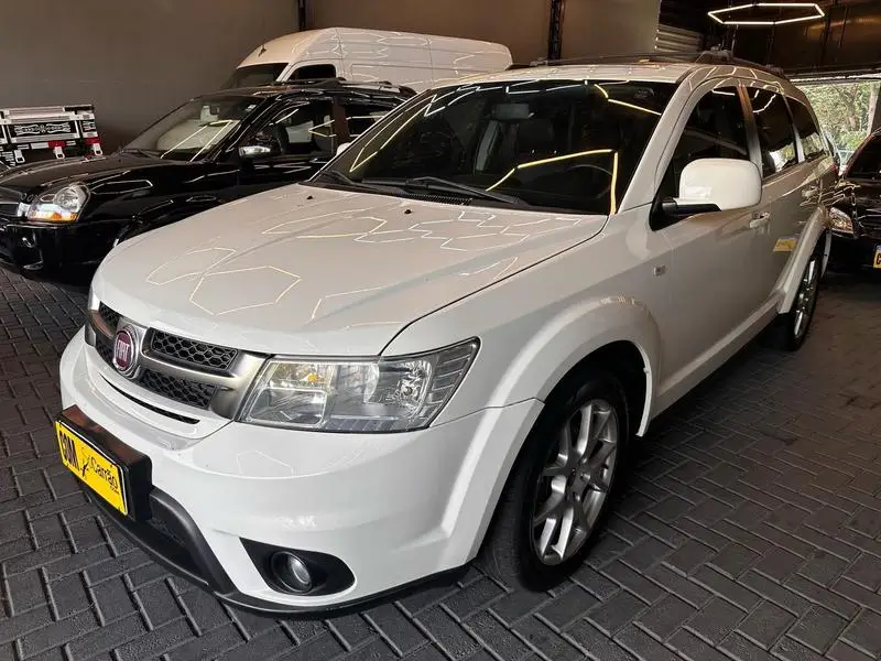 Fiat Freemont 2.4 16V Precision (Aut)