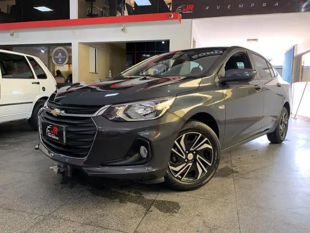 Carro Chevrolet Onix Plus 2024 LT 1.0