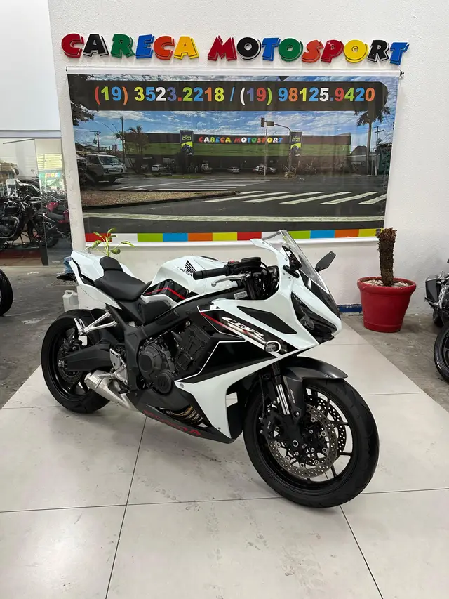 Moto Honda CB 650R 2024 (ABS)