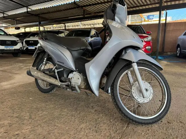 Carro Honda Biz 125i 2015 ES