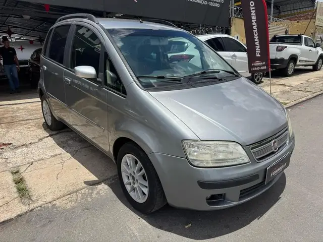 Carro Fiat Idea 2010 ELX 1.4 (Flex)