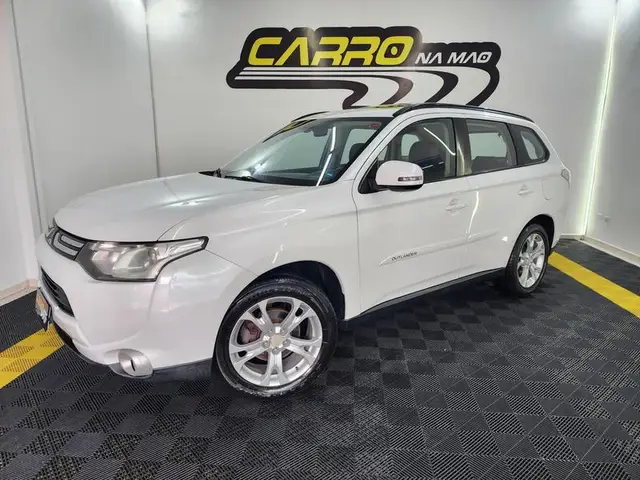 Carro Mitsubishi Outlander 2015 2.0 16V CVT