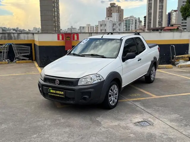 Carro Fiat Strada 2019 1.4 CD Freedom