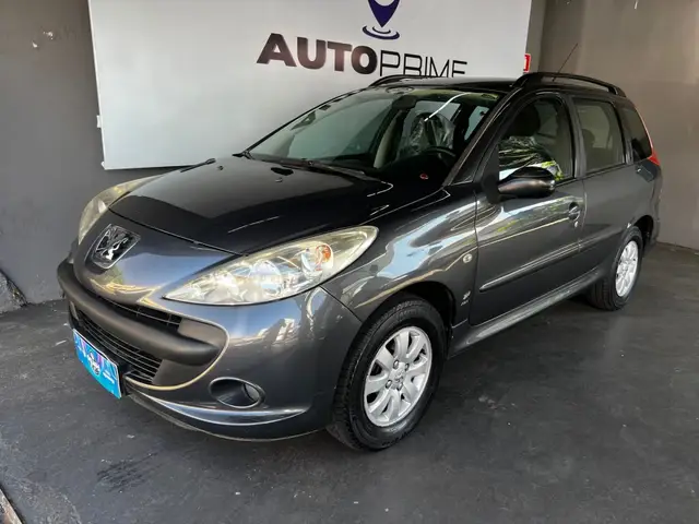 Carro Peugeot 207 SW 2009 XR S 1.4 8V (flex)