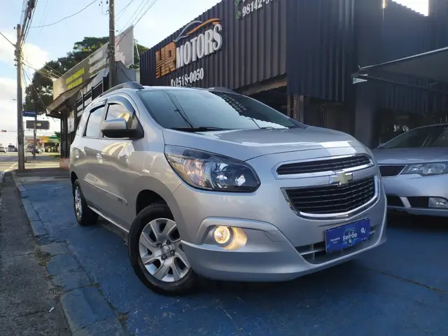Carro Chevrolet Spin 2017 LTZ 7S 1.8 (Flex) (Aut)