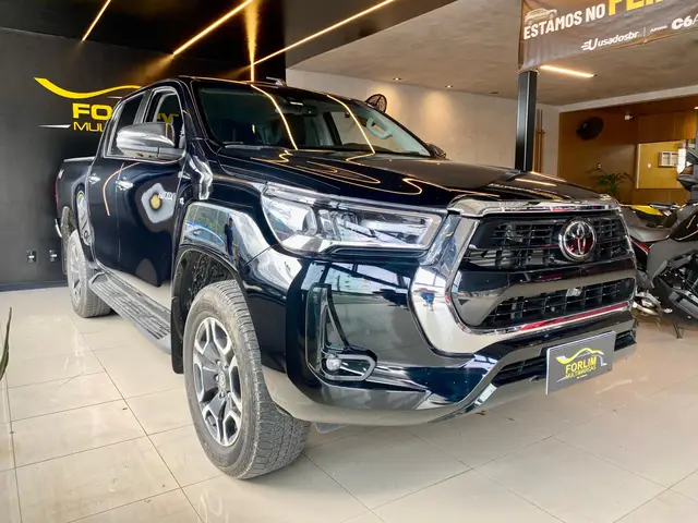 Carro Toyota Hilux Cabine Dupla 2023 SRX 4x4 2.8 Diesel