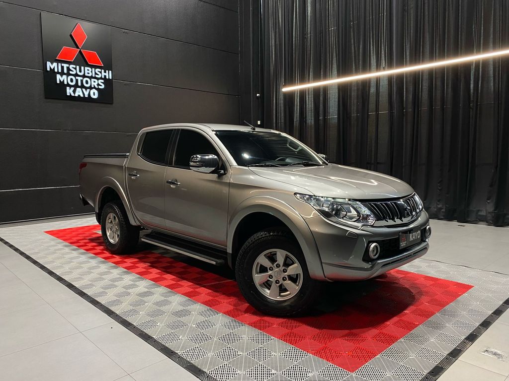 L200 Triton Sport Sport 2.4 DID-H HPE 4WD (Aut)