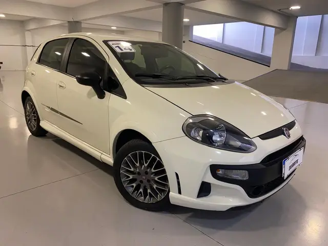 Carro Fiat Punto 2014 BlackMotion 1.8 16V (Flex)