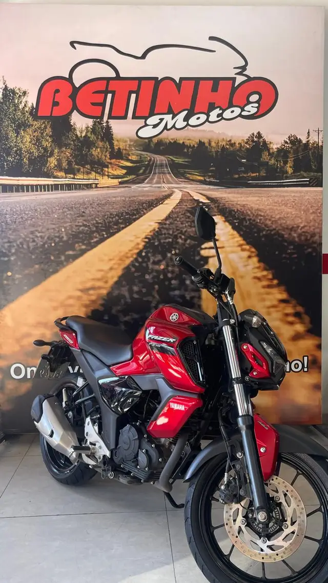 Carro Yamaha Fazer FZ15 2024 ABS
