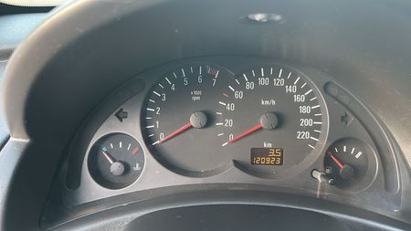 Corsa Sedan Joy 1.0 (Flex)