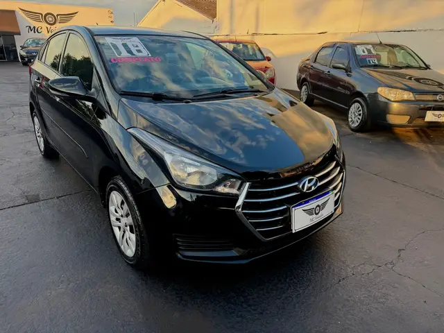 Carro Hyundai HB20S 2018 1.0 Comfort Plus (Flex)