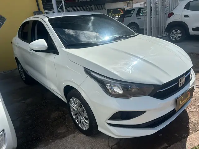 Carro Fiat Cronos 2021 Drive 1.3 (Flex)