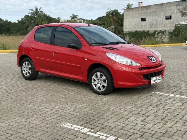 Carro Peugeot 207 2013 Hatch XR Sport 1.4 8V (flex)