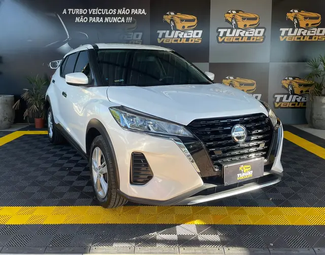 Carro Nissan Kicks 2022 1.6 Active S (Aut.)