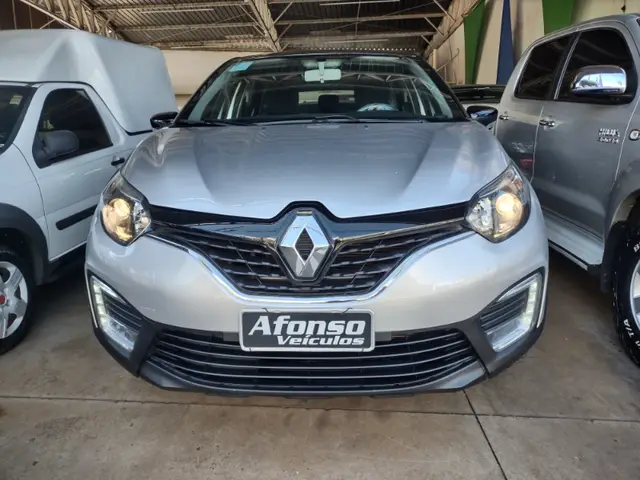 Carro Renault Captur 2019 Life 1.6 16v SCe CVT (Flex)
