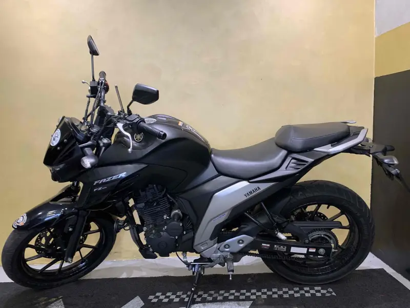 Yamaha Fazer FZ25 ABS