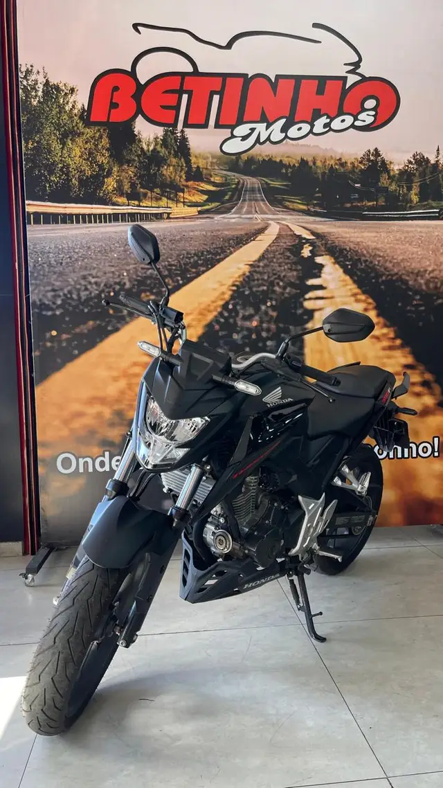 Carro Honda CB 300F Twister 2023 (CBS)