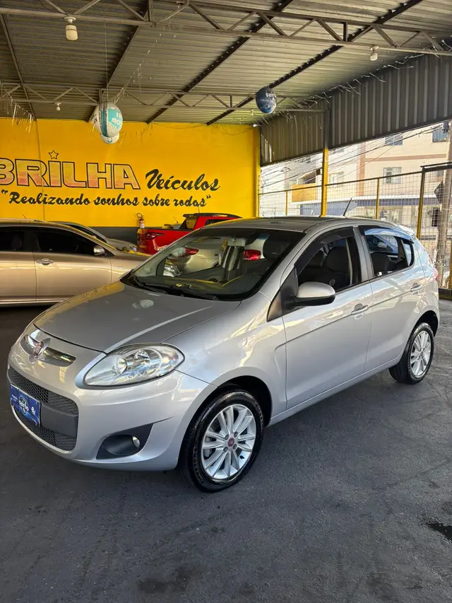 Carro Fiat Palio 2016 Essence 1.6 16V (Flex)