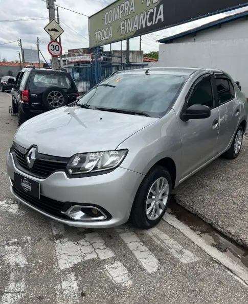 Carro Renault Logan 2014 Authentique 1.0 16V (flex)