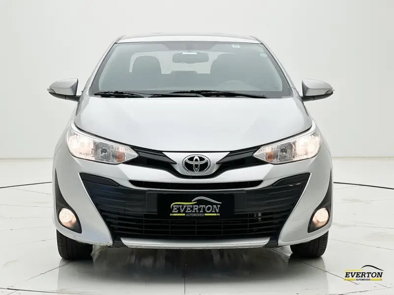 Toyota Yaris Sedan 1.5 XL CVT (Flex)