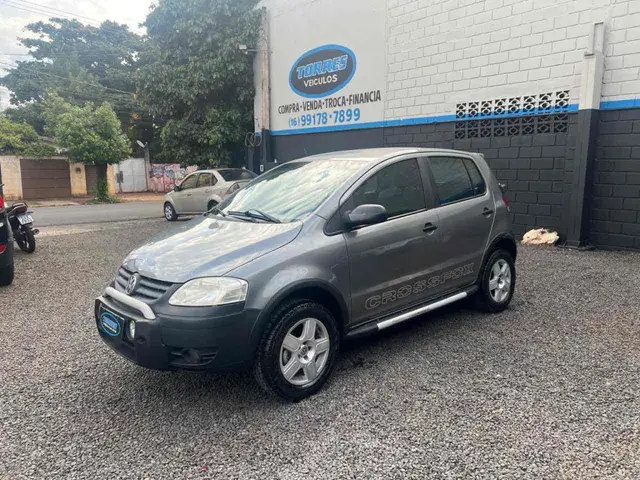 Carro Volkswagen CrossFox 2006 1.6 (Flex)