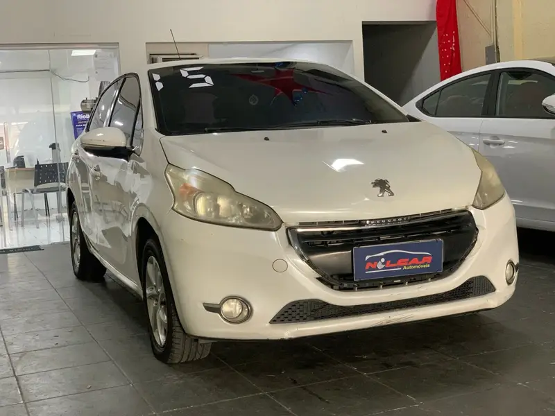 Peugeot 208 Active Pack 1.6 16V (Flex) (Aut)
