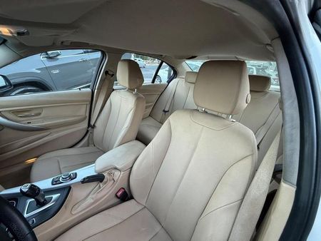320i 320i 2.0