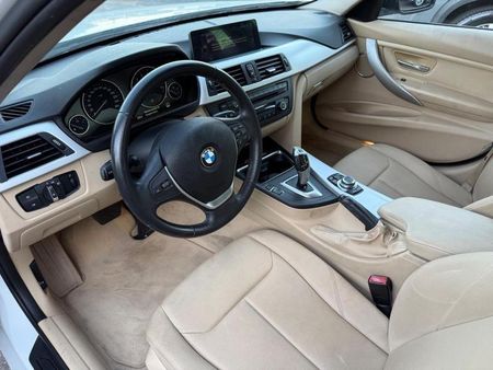 320i 320i 2.0