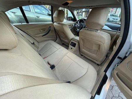 320i 320i 2.0
