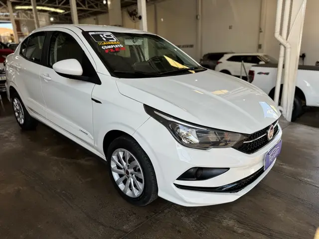 Carro Fiat Cronos 2019 1.3 Drive Firefly (Flex)