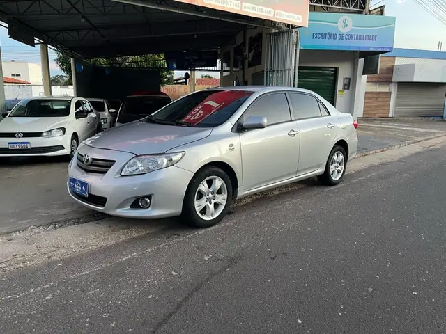 Carro Toyota Corolla 2011 Sedan XLi 1.8 16V (flex)