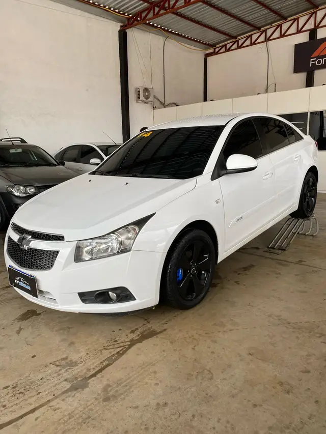 Carro Chevrolet Cruze 2014 LT 1.8 16V Ecotec (Flex)
