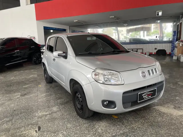 Carro Fiat Uno 2013 Vivace 1.0 8V (Flex) 4p