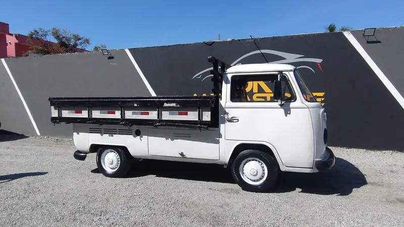 Volkswagen Kombi Pick-Up 1.6 (cab. simples)