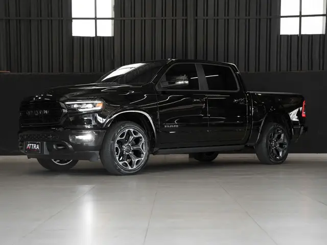 Carro RAM 1500 2024 Limited Night Edition 5.7