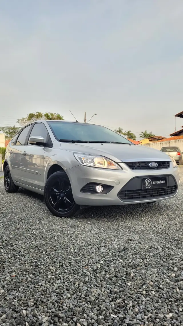 Carro Ford Focus Hatch 2013 GL 1.6 16V (Flex)