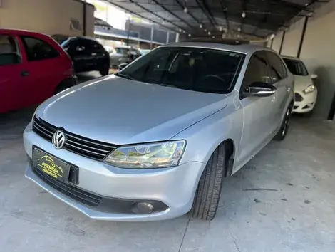 Carro Volkswagen Jetta 2012 2.0 Comfortline (Flex)