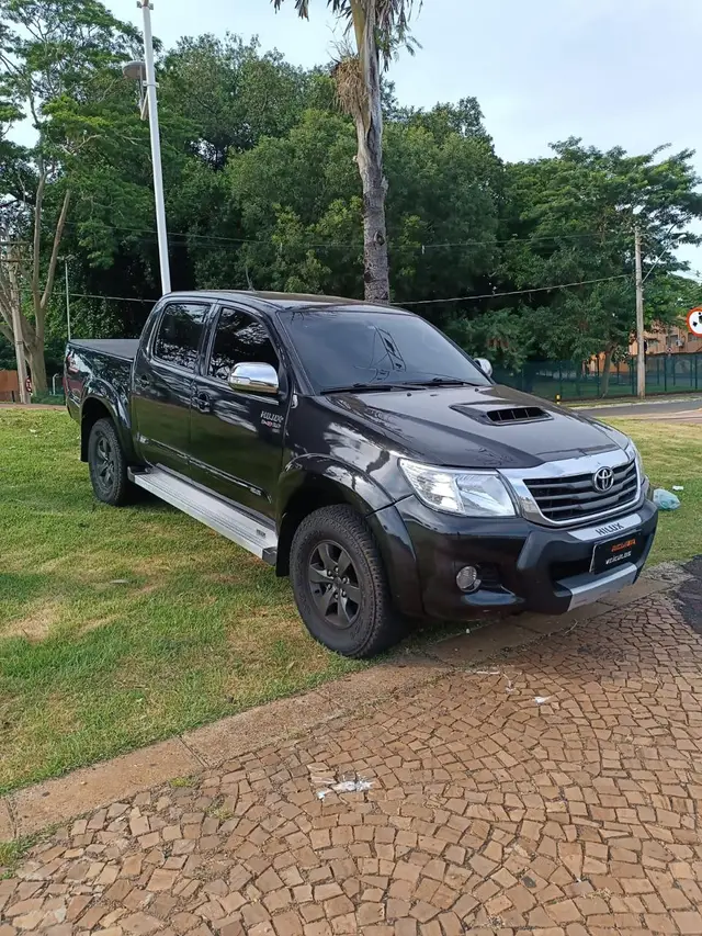 Carro Toyota Hilux Cabine Dupla 2013 Hilux 3.0 TDI 4x4 CD SRV (Aut)