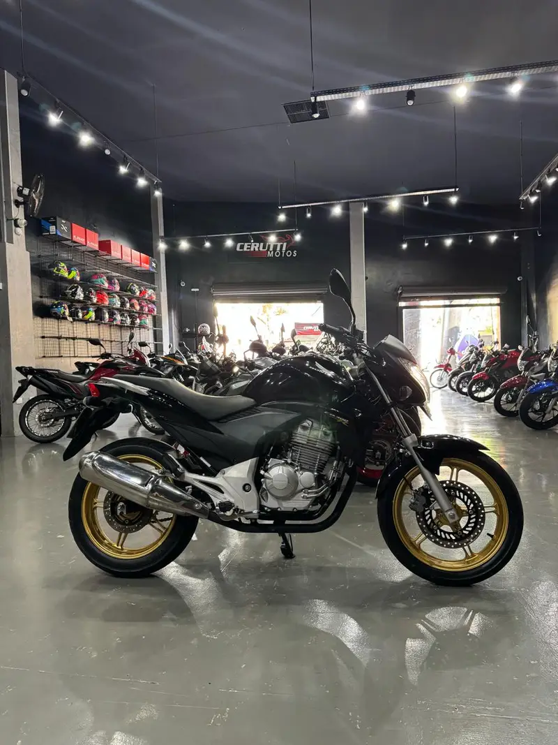 Honda CB 300R (ABS)