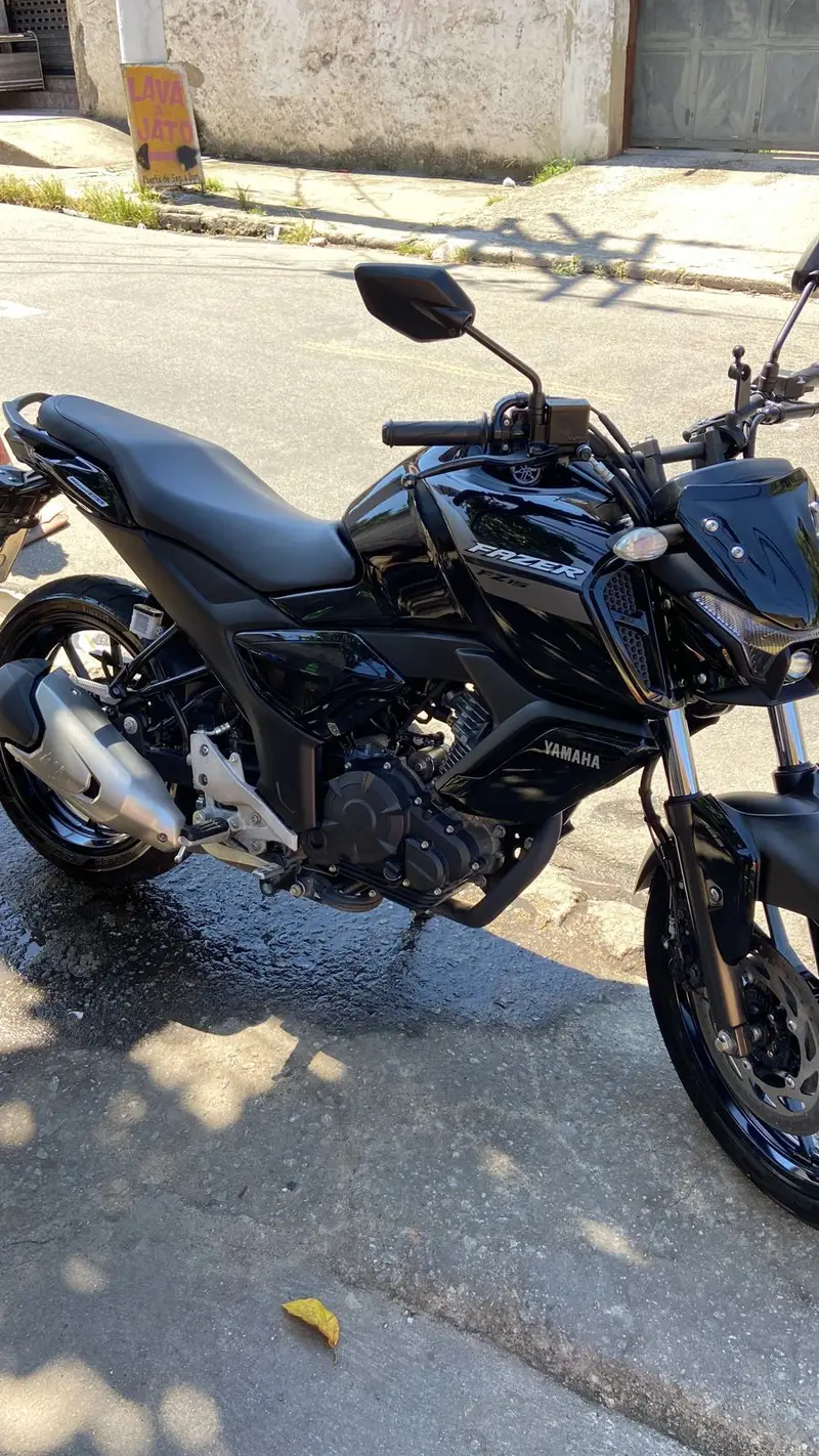 Yamaha Fazer FZ15 ABS