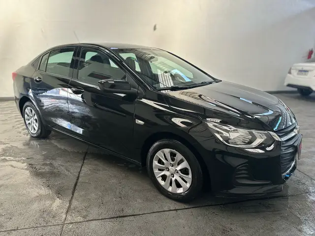 Carro Chevrolet Onix Plus 2023 LT 1.0