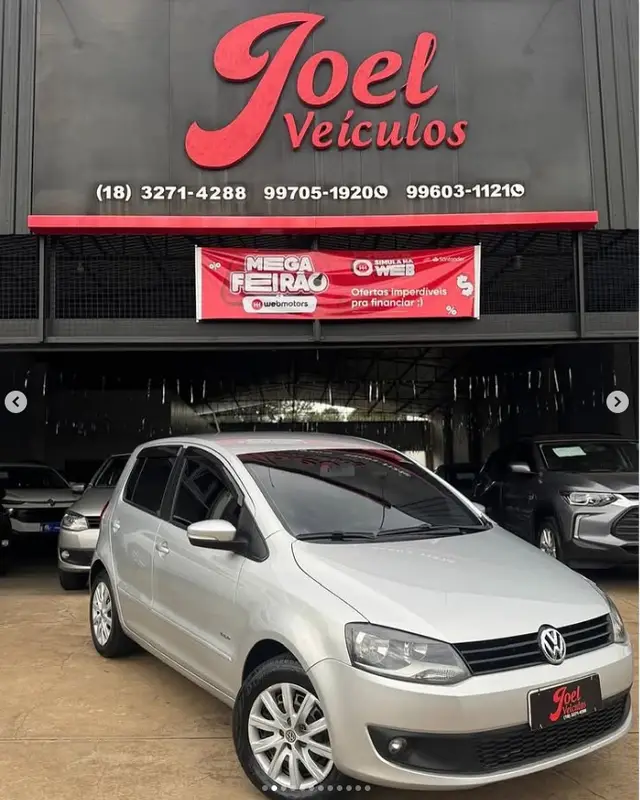 Carro Volkswagen Fox 2014 1.0 TEC (Flex) 4p
