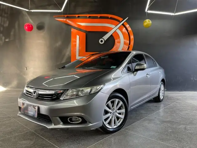 Carro Honda Civic 2014 New  LXR 2.0 i-VTEC (Aut) (Flex)