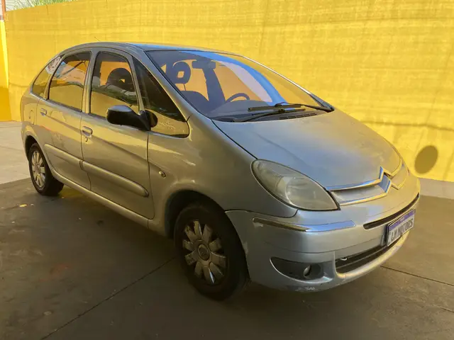 Carro Citroën Xsara Picasso 2011 Exclusive 1.6 16V (flex)